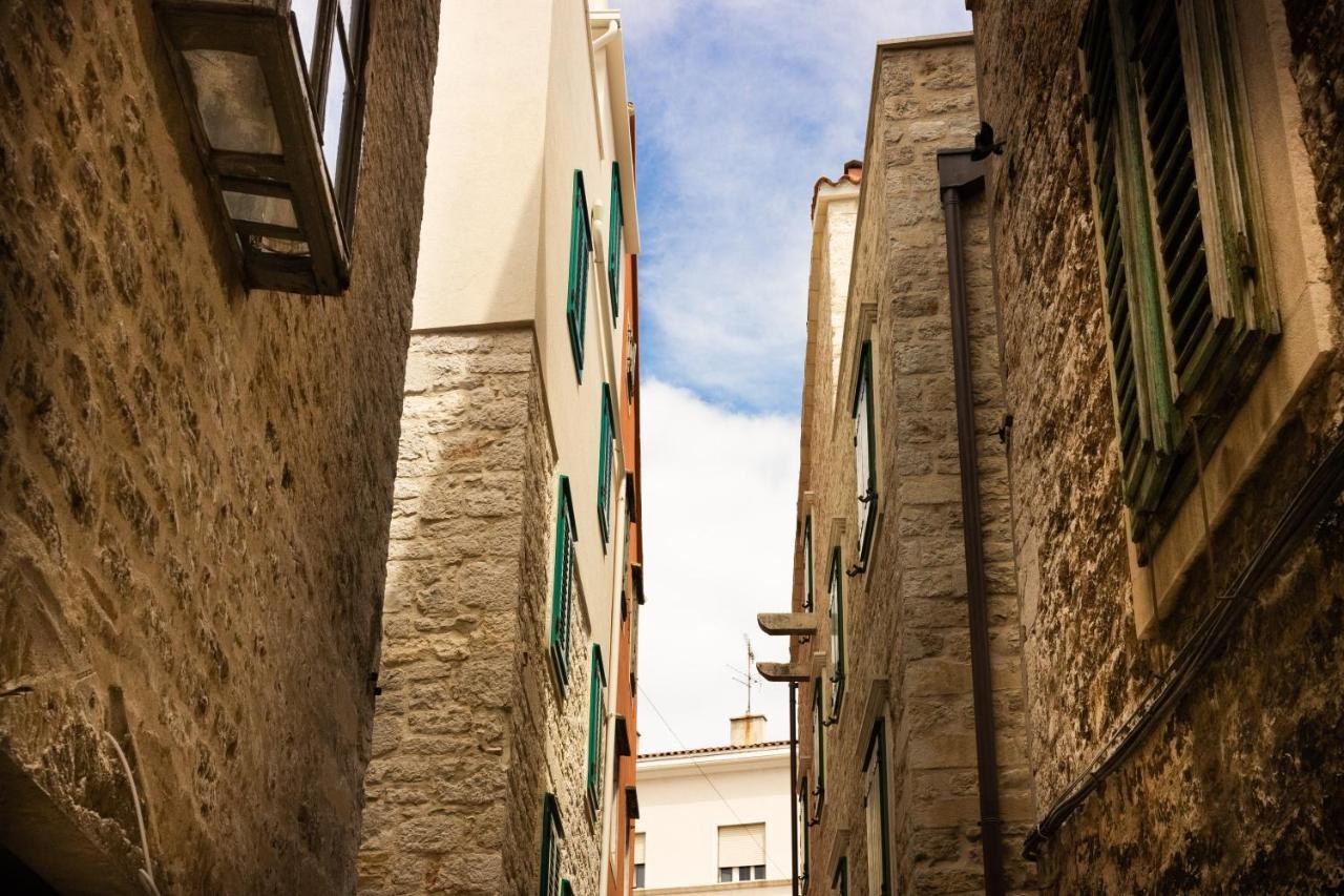 St. Clara Old Town Aparthotel Šibenik Exterior foto